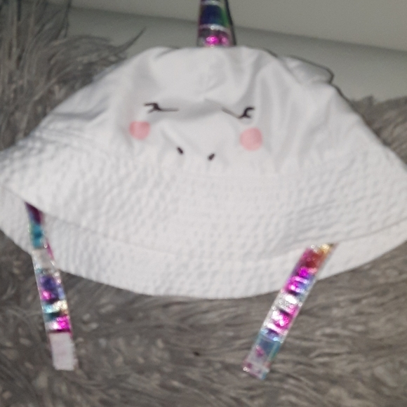 Unicorn Toddler Hat - Picture 2 of 4